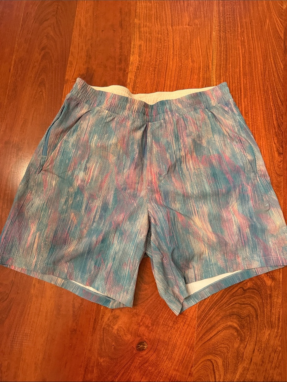 Lululemon large lined pace breaker Multicolor Shorts